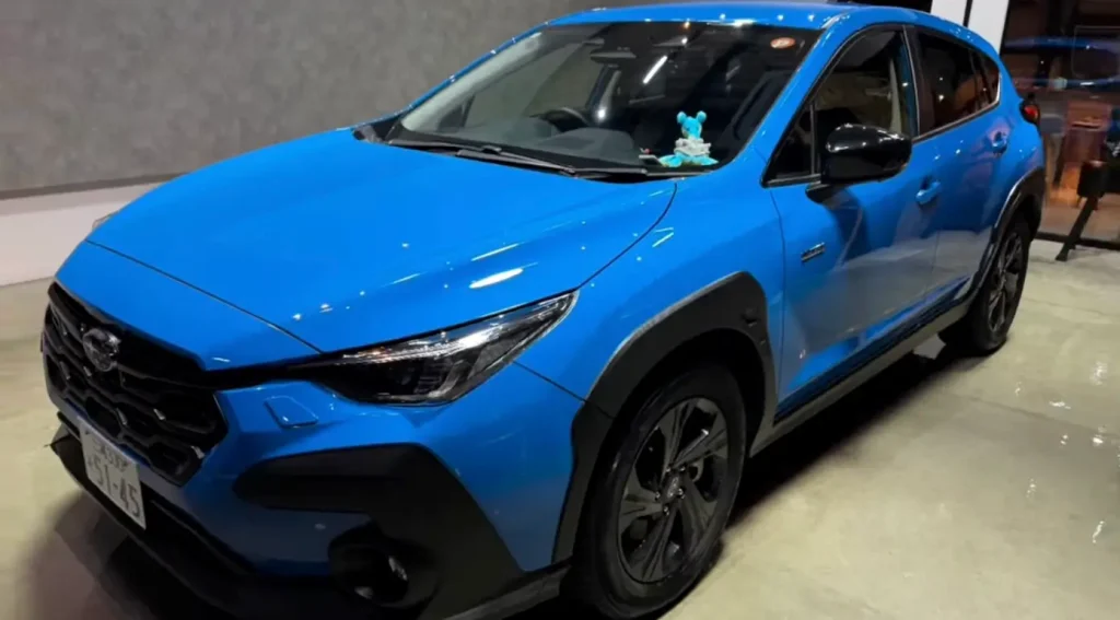 【施工事例】スバル クロストレック｜雪山の汚れと窓のウロコを徹底除去