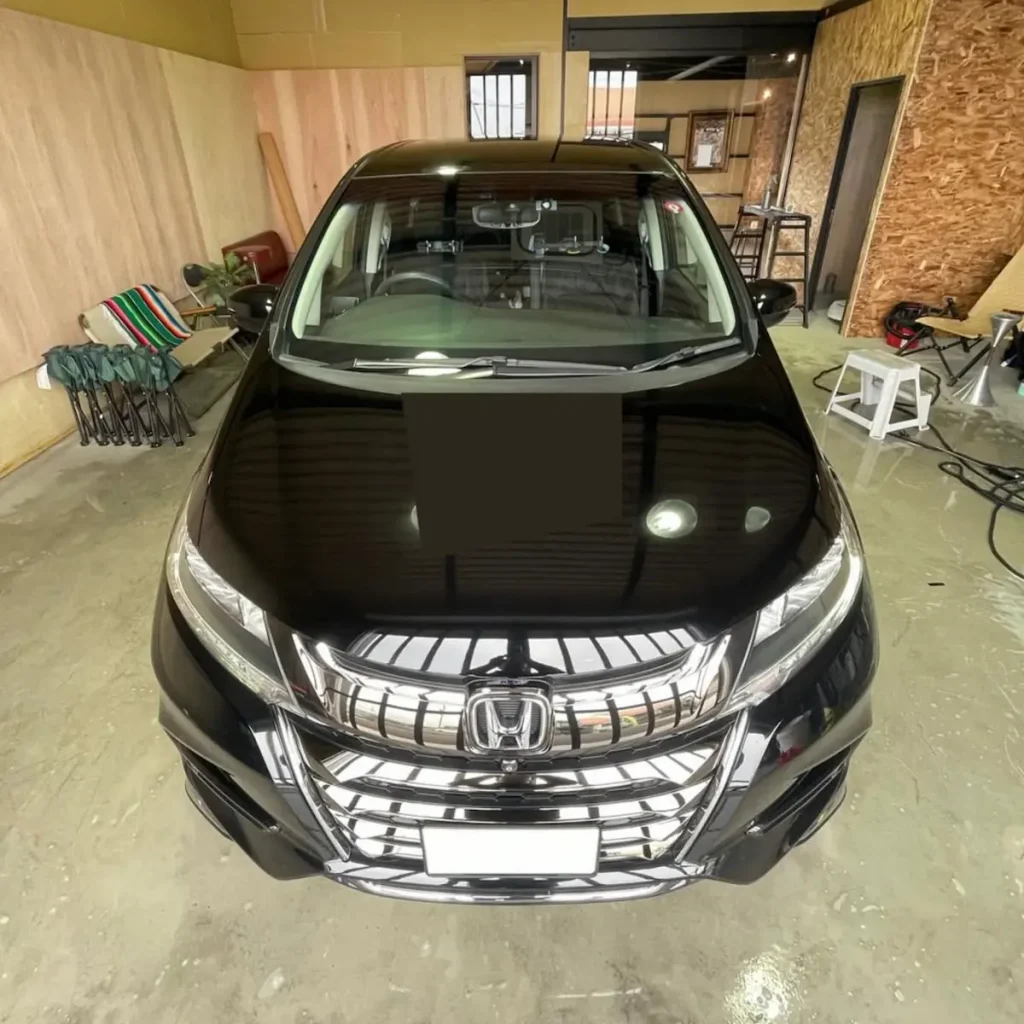 【施工事例】ホンダ オデッセイ｜洗車とヘッドライト復元で劇的若返り