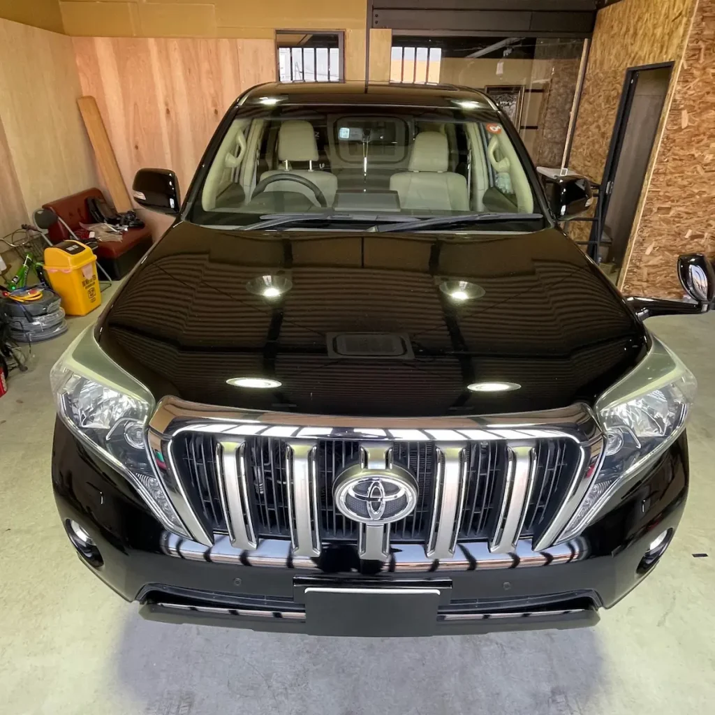 【施工事例】トヨタ ランドクルーザープラド|徹底洗浄と専用コーティングで艶を復元